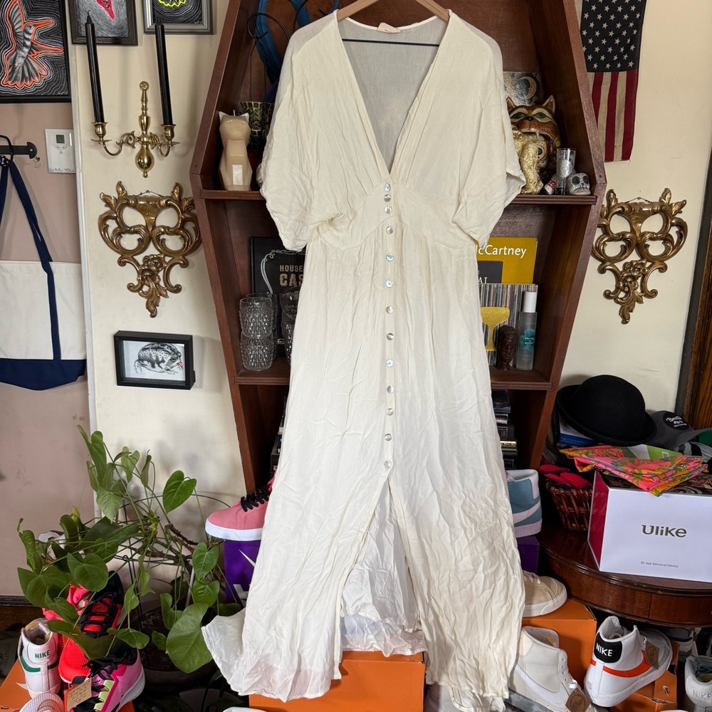 Showpo Cream Long Sleeve Button-Front Maxi Dress - Picture 2 of 7